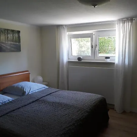 Apartment Unner Deck Aber Schick Stralsund