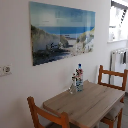 Unner Deck Aber Schick Apartment